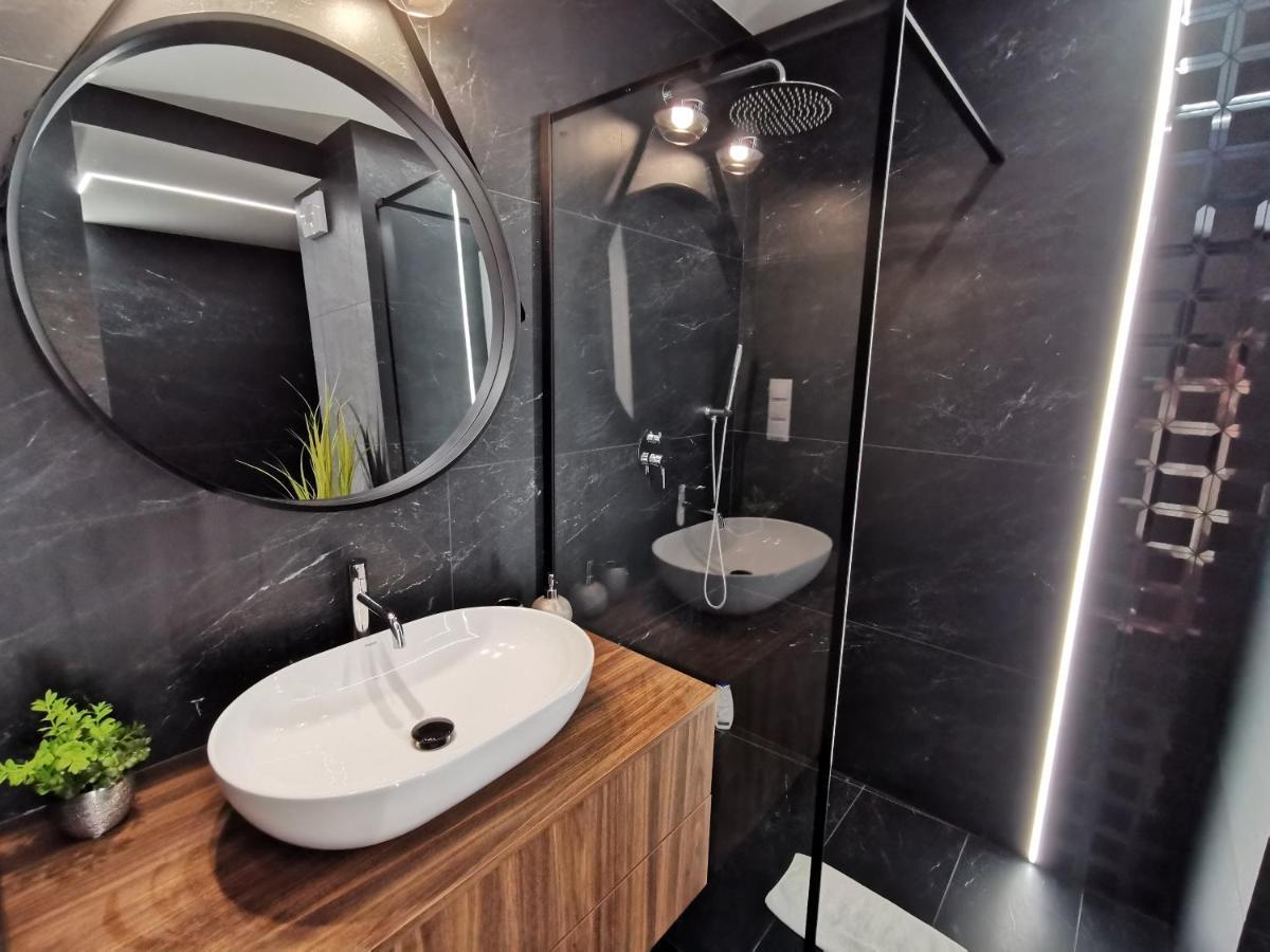 Apartamenty Kielce- Apartament Szmaragd Przy Zalew Kielecki, Faktura, Parking, Centrum Ngoại thất bức ảnh