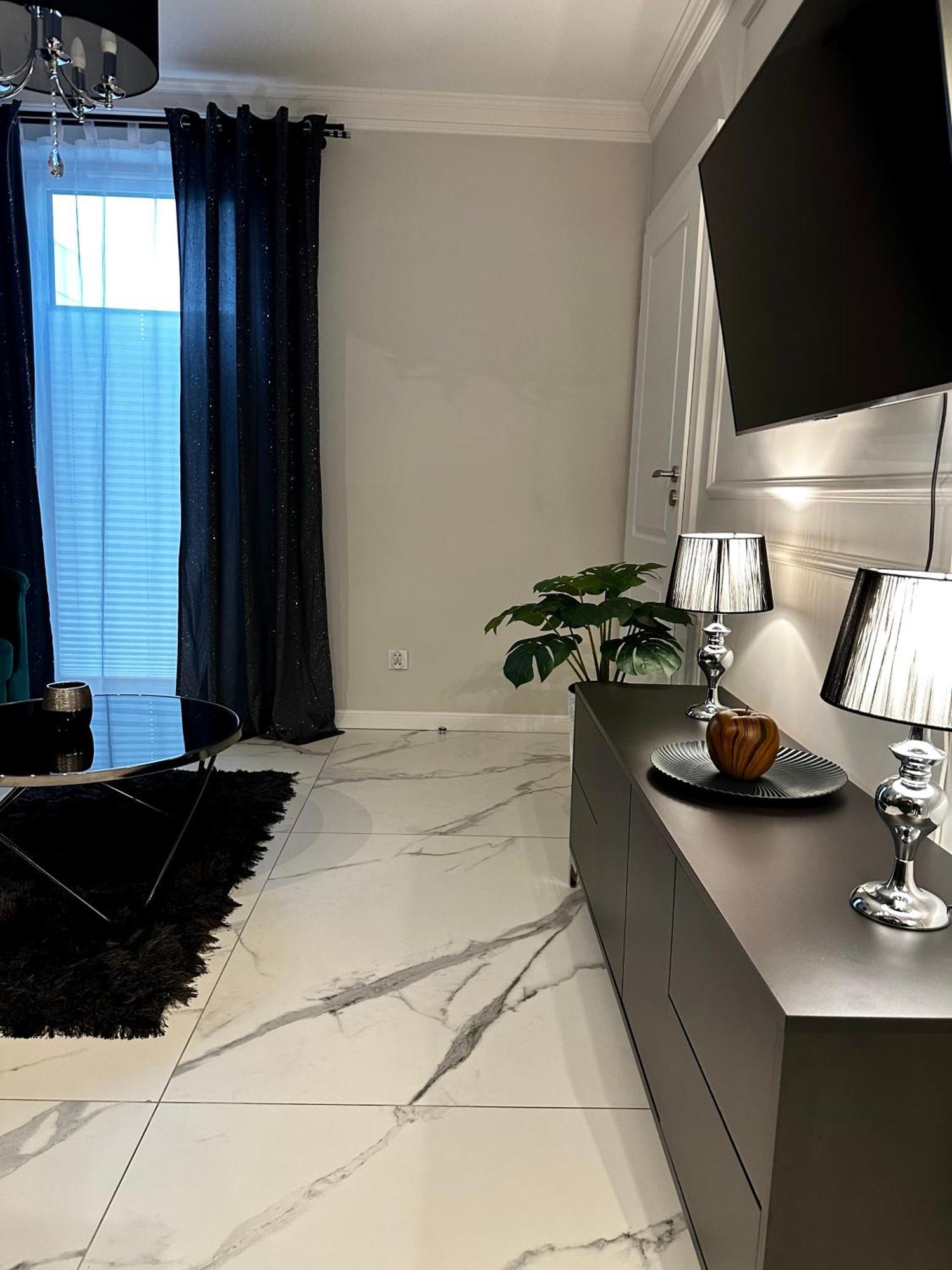 Apartamenty Kielce- Apartament Szmaragd Przy Zalew Kielecki, Faktura, Parking, Centrum Ngoại thất bức ảnh