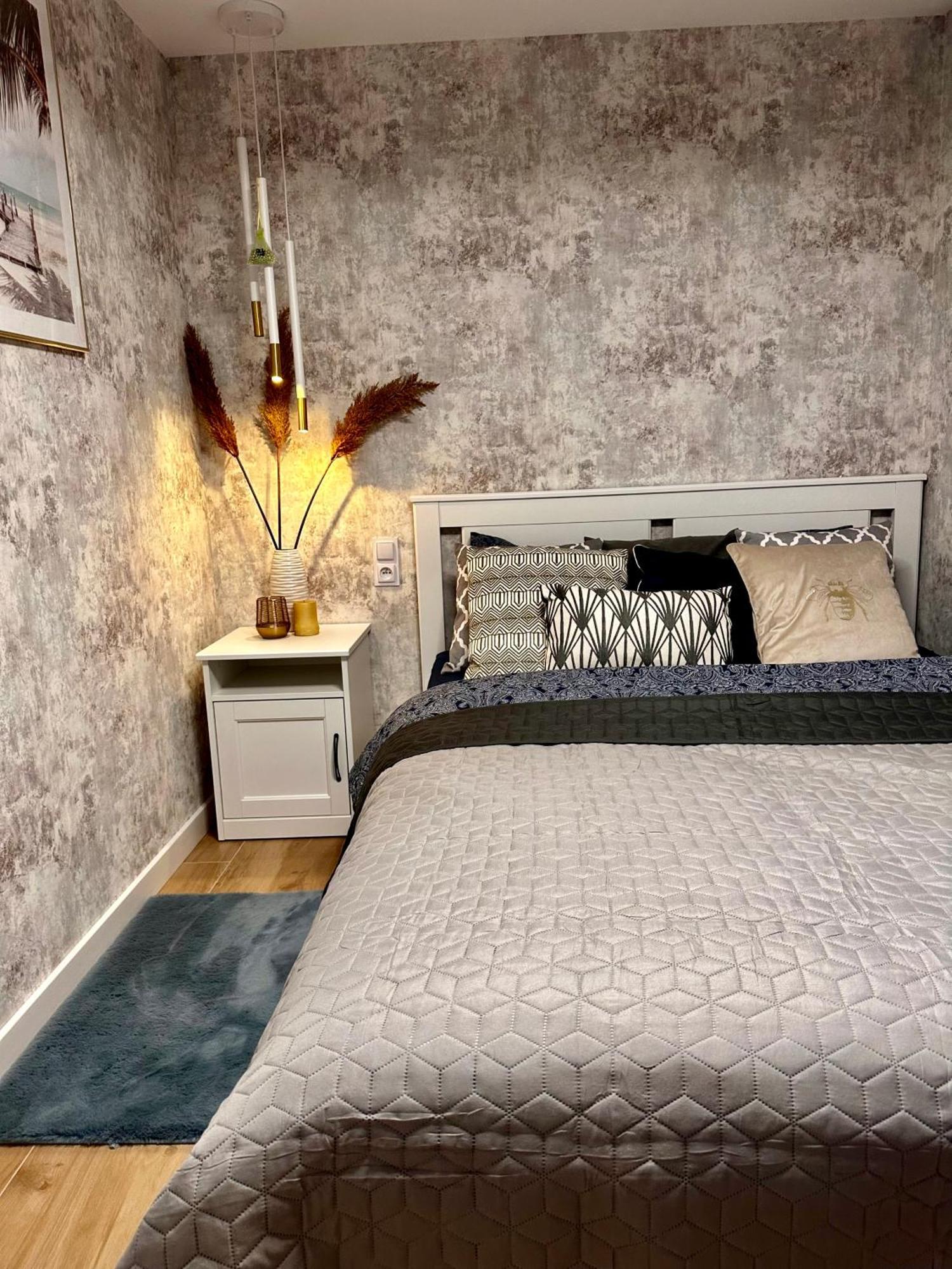 Apartamenty Kielce- Apartament Szmaragd Przy Zalew Kielecki, Faktura, Parking, Centrum Ngoại thất bức ảnh